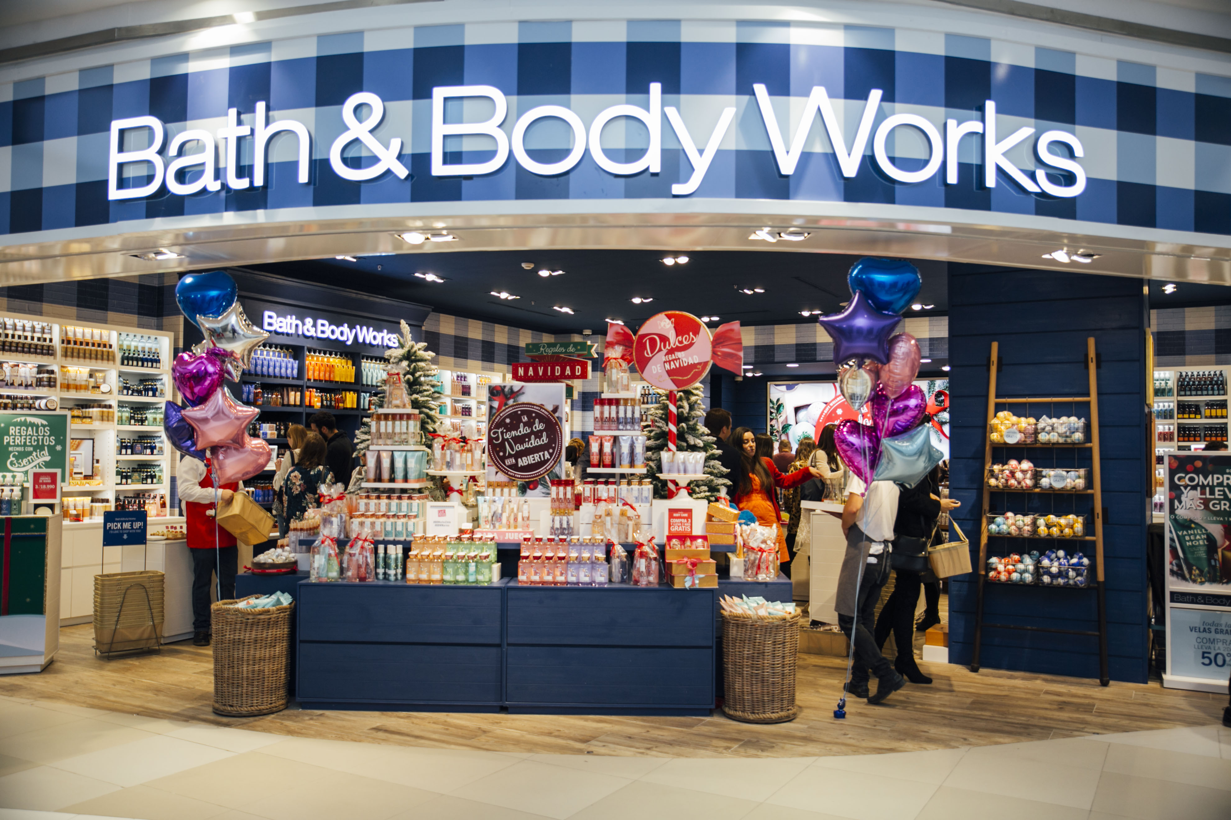  Bath & Body Works abre las puertas de su primera tienda en región   