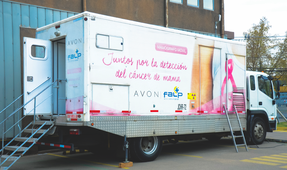  El mamógrafo móvil de Avon seguirá recorriendo Chile este 2020