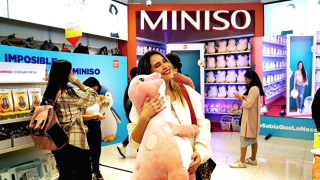  Miniso lanza su tienda más icónica en Latinoamérica