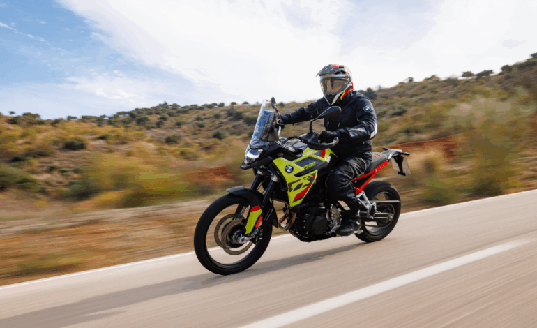  Vive la aventura y la libertad sobre dos ruedas