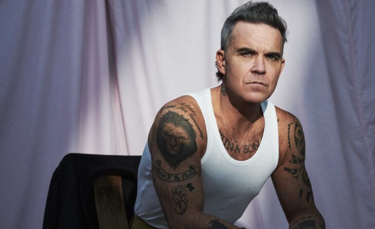  ROBBIE WILLIAMS: El ícono de la música británica llegará al Estadio Bicentenario con su aclamado disco BRITPOP