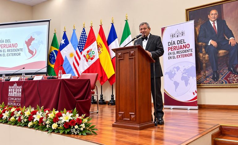  Fundador de El Ají Seco fue homenajeado en el Congreso del Perú por su trayectoria en Chile